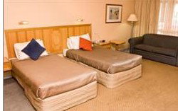 Young Federation Motor Inn - Accommodation Burleigh 4