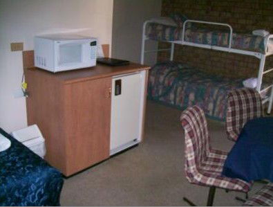 Spa Village Travel Inn - Accommodation Burleigh 2