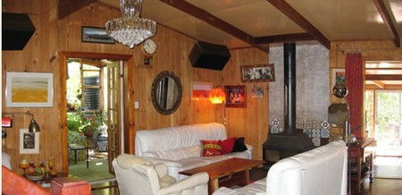 Bimblegumbie B And B - Accommodation Burleigh 2