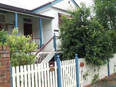  Accommodation Burleigh