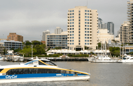 Central Dockside Apartments - Accommodation Burleigh 3