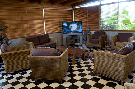 Barrier Reef Motel - Accommodation Burleigh 4