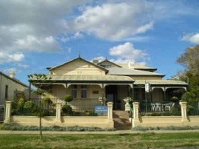 Meleden Villa - Accommodation Burleigh 0