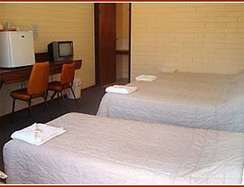 Nundroo Hotel Motel - Accommodation Burleigh 2