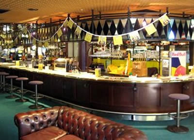  Accommodation Burleigh
