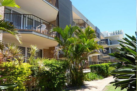 Diamond Beach Resort - Accommodation Burleigh 2