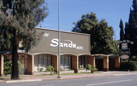 The Sands Motel - Accommodation Burleigh 0