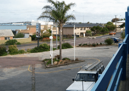 Lincoln Navigators Inn - Accommodation Burleigh 1