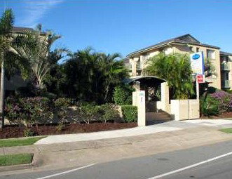 Bila Vista Holiday Apartments - Accommodation Burleigh 0