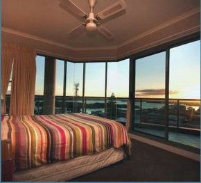 Sails Apartments - Accommodation Burleigh 8