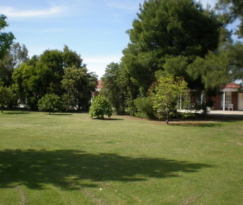 Golden Chain Border Gateway Motel - Accommodation Burleigh 4