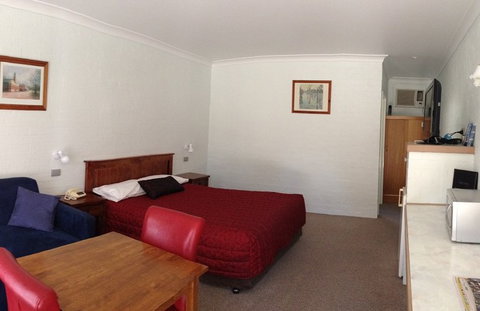 Golden Chain Border Gateway Motel - Accommodation Burleigh 5