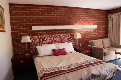 Carnegie Motor Inn And Serviced Apartments - Accommodation Burleigh 0