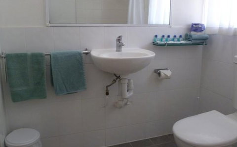 Alice Motor Inn - Accommodation Burleigh 5