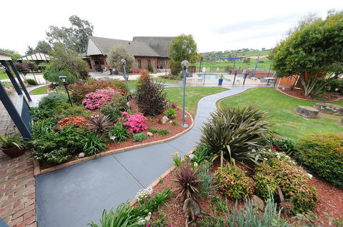 Greenvale Holiday Units - Accommodation Burleigh 1