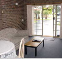 Southern Cross Holiday Apartments - Accommodation Burleigh