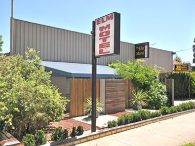 The Elm Motel - Accommodation Burleigh 0