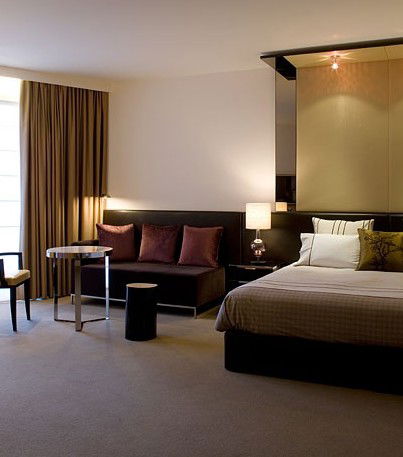 Royce Hotel - Accommodation Burleigh 3
