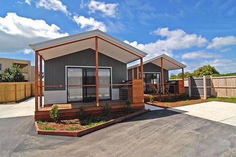 Ocean Grove Motor Inn - Accommodation Burleigh 0