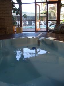 Indian Ocean Hotel - Accommodation Burleigh 4