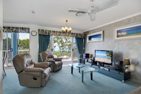 White Crest Luxury Apartments - Accommodation Burleigh 4