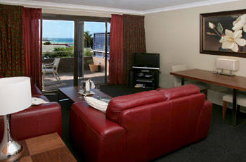 Whale Motor Inn - Accommodation Burleigh 4