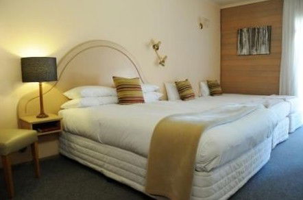 Quality Inn Colonial - Accommodation Burleigh 1