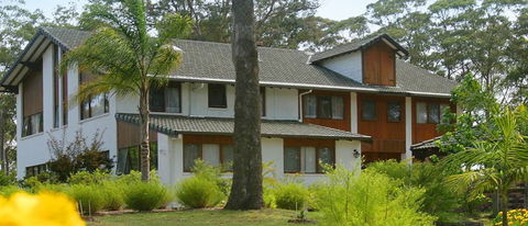 Chalet Swisse Spa Retreat - Accommodation Burleigh 0
