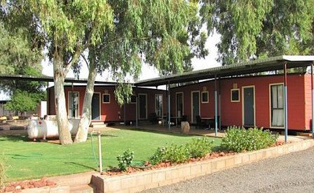 Curtin Springs Station - Accommodation Burleigh 4