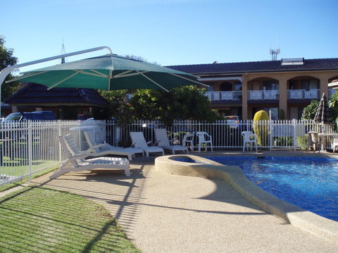 Lake View Motel - Accommodation Burleigh 1