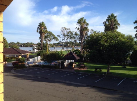 Lake View Motel - Accommodation Burleigh 6