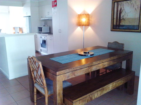 Outrigger Bay Apartments - Accommodation Burleigh 10