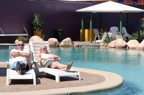 BIG4 Walkabout Palms Townsville - Accommodation Burleigh 3
