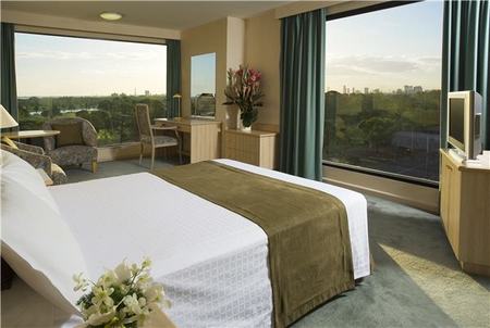 Bayview On The Park Hotel - Accommodation Burleigh 0