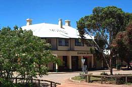 Hawker Hotel Motel - Accommodation Burleigh 0