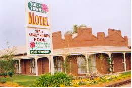 Top Of The Town Motel - Accommodation Burleigh 0