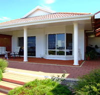 Close Encounters Bed and Breakfast - Accommodation Burleigh