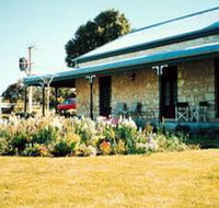 Robe House - Accommodation Burleigh