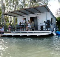 The Murray Dream Self Contained Moored Houseboat - Accommodation Burleigh