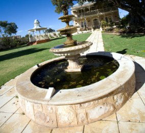 Rose-Eden House - Accommodation Burleigh 1