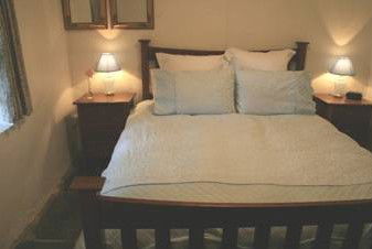 McCaffrey Cottage - Accommodation Burleigh 1