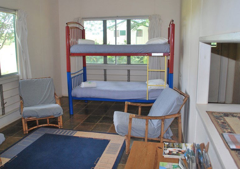  Accommodation Burleigh
