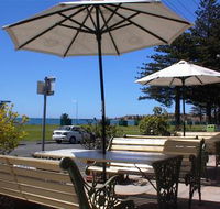 Anchorage at Victor Harbor Seafront Hotel - Accommodation Burleigh