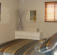 Luxury Vineyard Cottage on Pike River Lyrup - Accommodation Burleigh