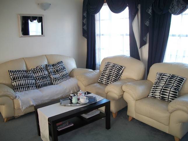 South Brighton SA Accommodation Burleigh