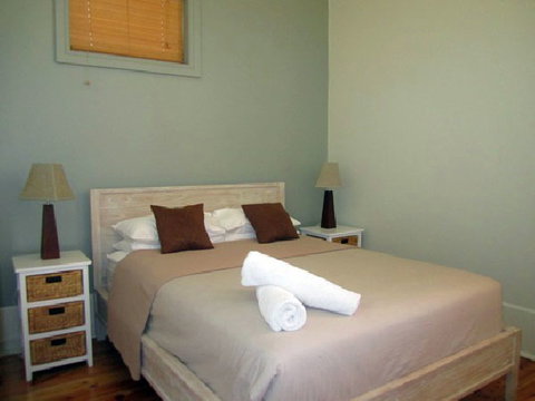 Clydesdale Cottage B&B - Accommodation Burleigh 4