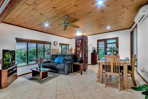 Platypus Springs Rainforest Retreat - Accommodation Burleigh 6