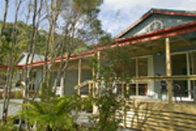 Crays Accommodation - The (Esplanade) - Accommodation Burleigh 0