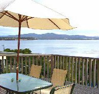 Waterfront on Georges Bay - Accommodation Burleigh