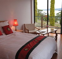 Island Eden - Accommodation Burleigh